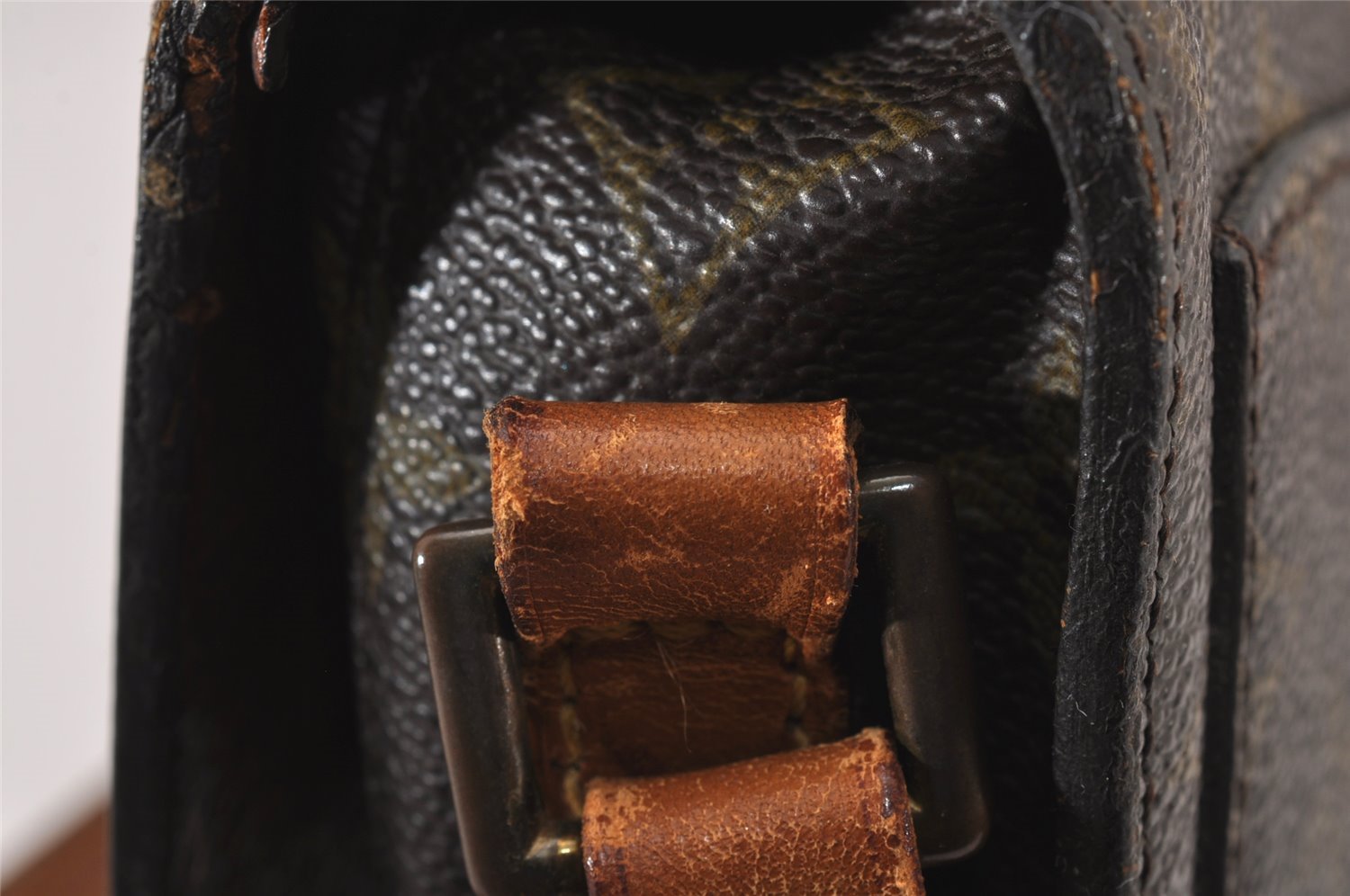 Auth Louis Vuitton Monogram Saint Cloud MM Shoulder Cross Bag Old Model LV 6910I