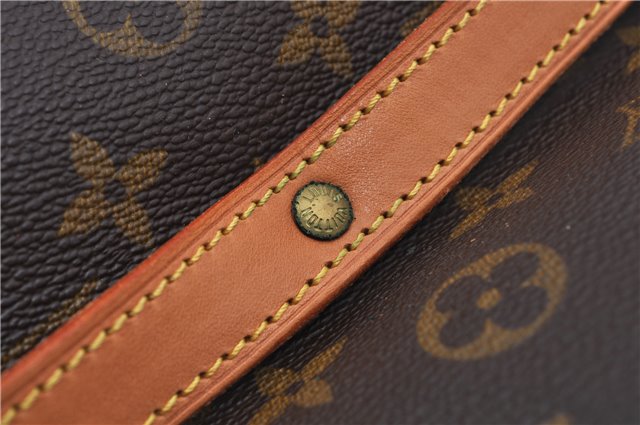 Auth LOUIS VUITTON Monogram Saumur 30 Shoulder Cross Body Bag M42256 LV 6914C