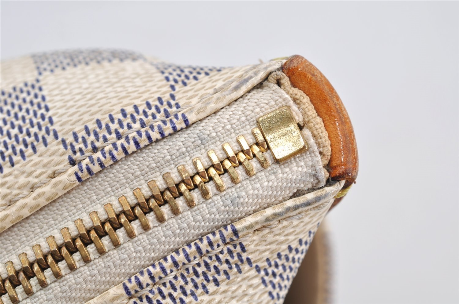 Authentic Louis Vuitton Damier Azur Totally PM Tote Bag White N41280 LV 6915I