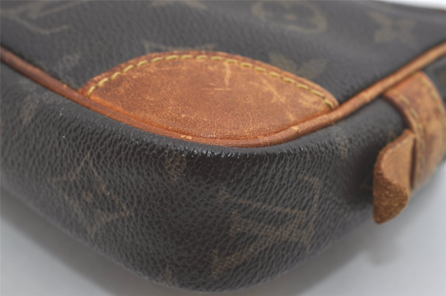 Auth Louis Vuitton Monogram Marly Dragonne PM M51827 Clutch Hand Bag Junk 6916I