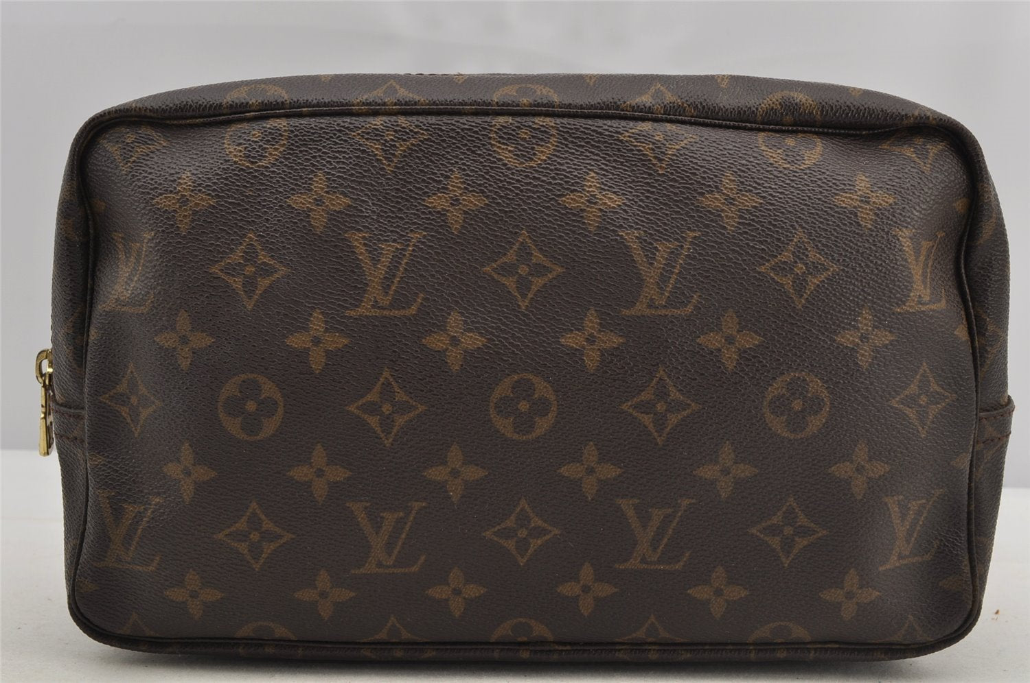 Auth Louis Vuitton Monogram Trousse Toilette 28 Clutch Hand Bag Old Model 6918I