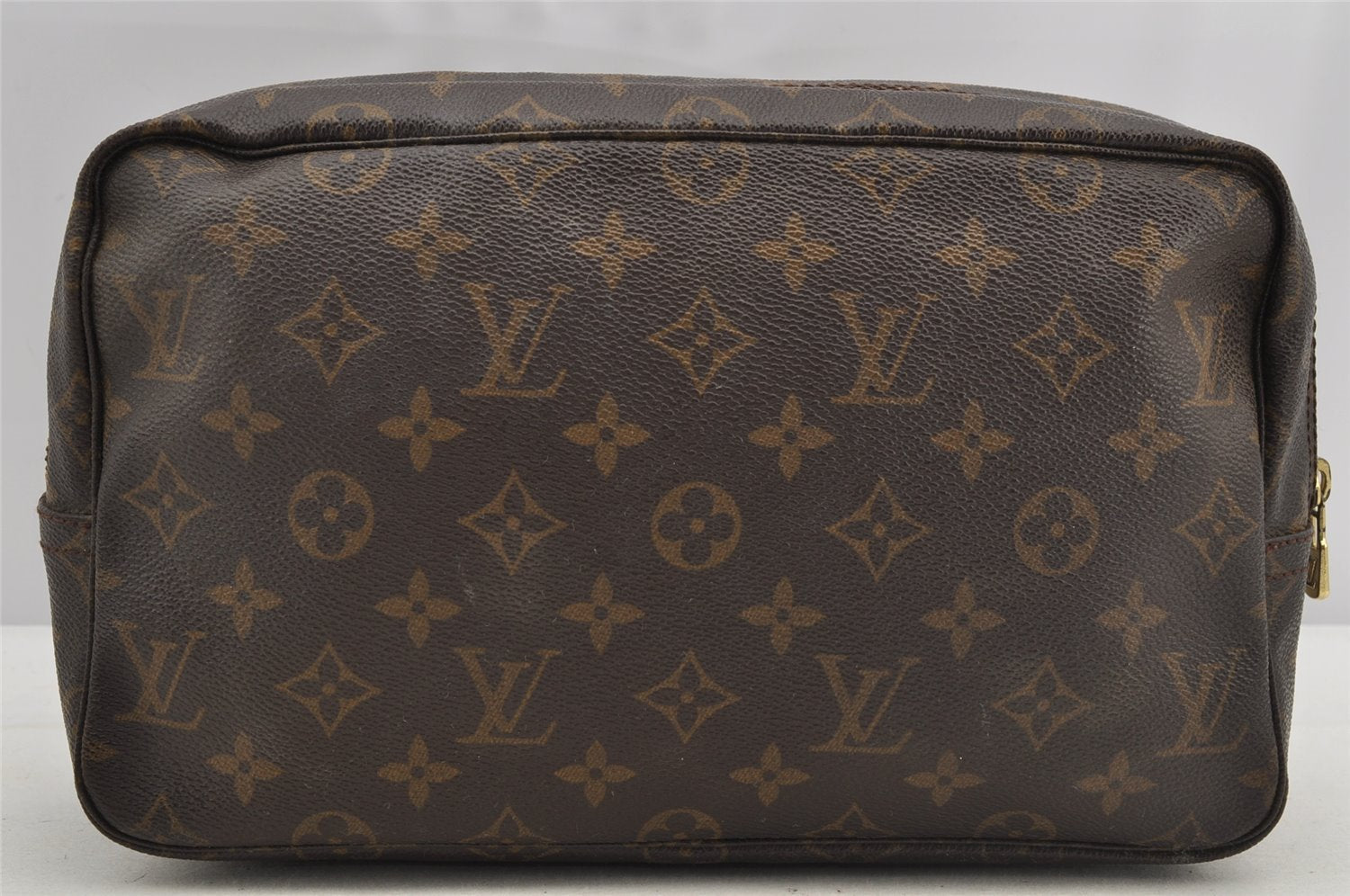 Auth Louis Vuitton Monogram Trousse Toilette 28 Clutch Hand Bag Old Model 6918I