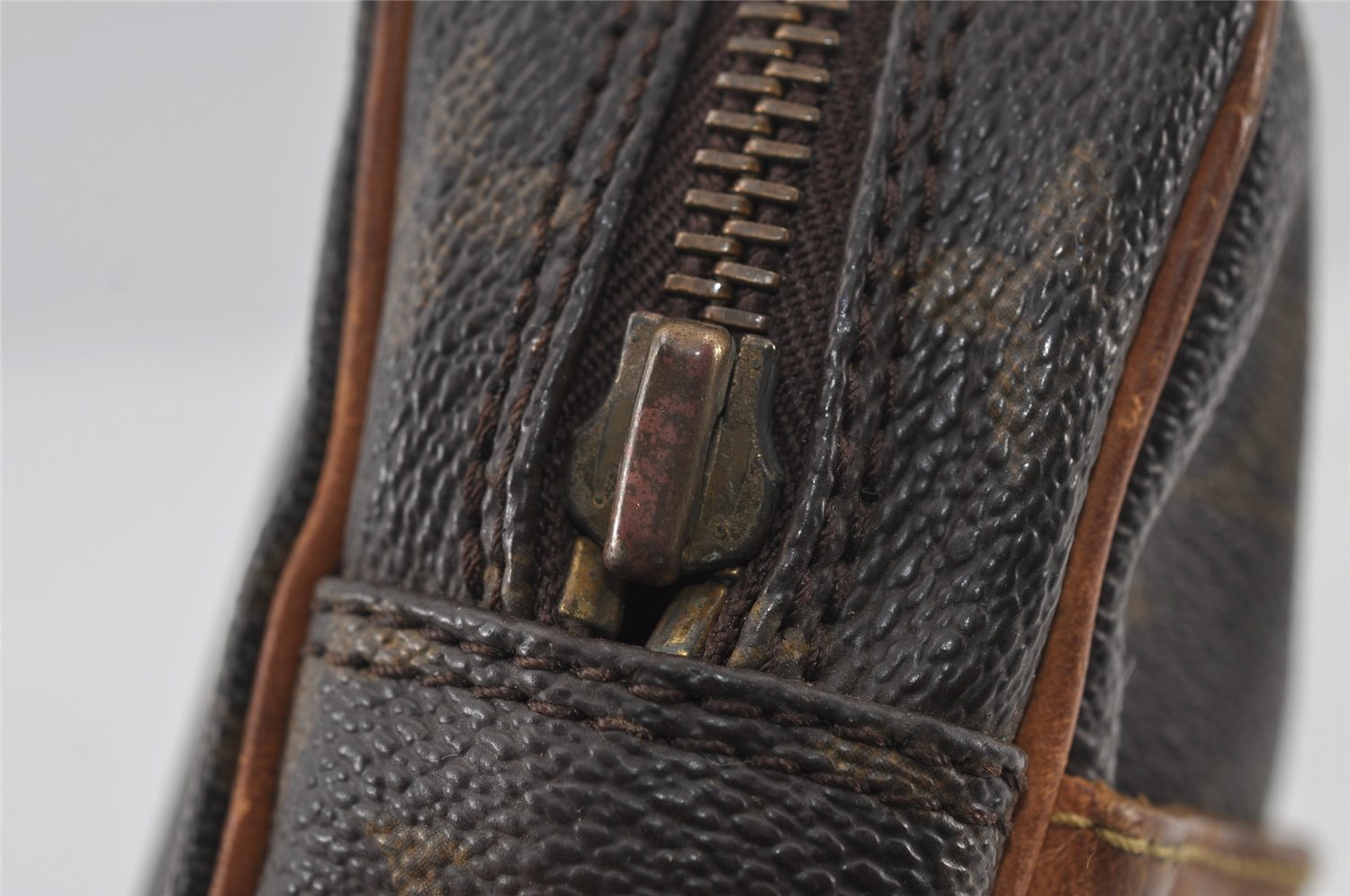 Authentic Louis Vuitton Monogram Danube Shoulder Cross Bag M45266 Junk 6924I