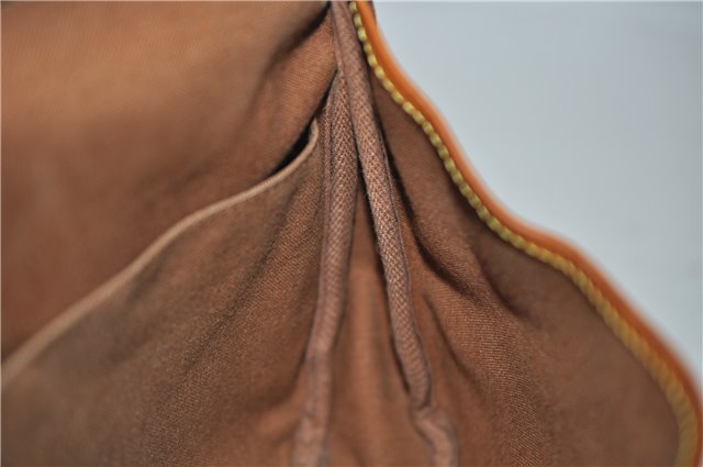 Auth LOUIS VUITTON Monogram Saumur 30 Shoulder Cross Body Bag M42256 Junk 6931C