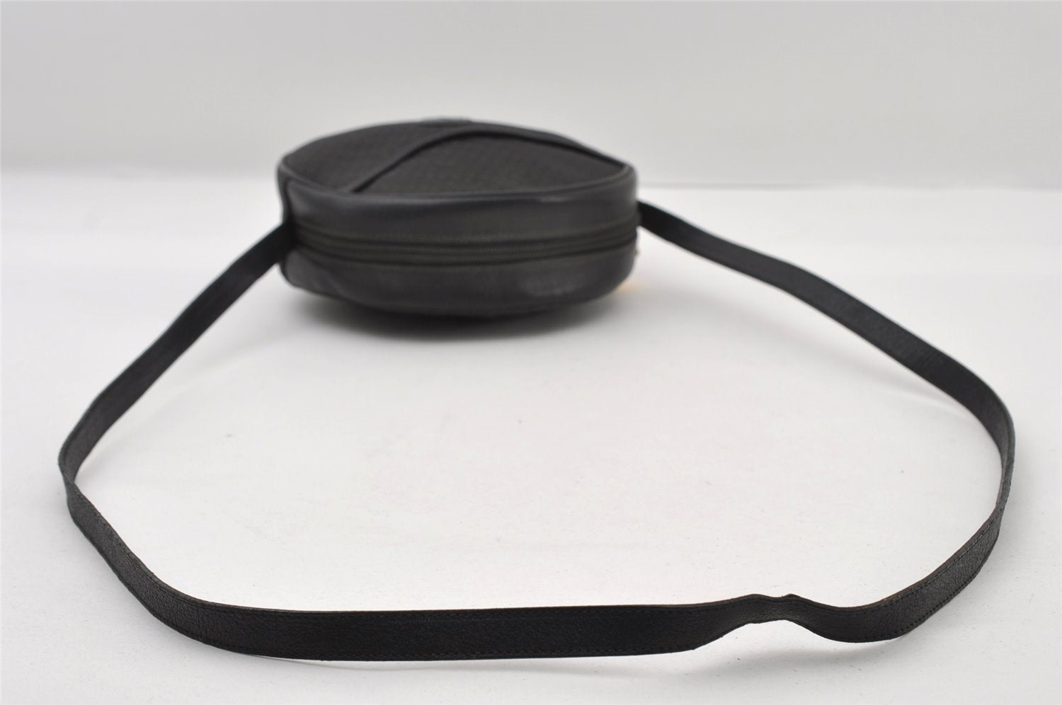 Authentic GUCCI Vintage Shoulder Cross Body Bag GG Canvas Leather Black 6960I