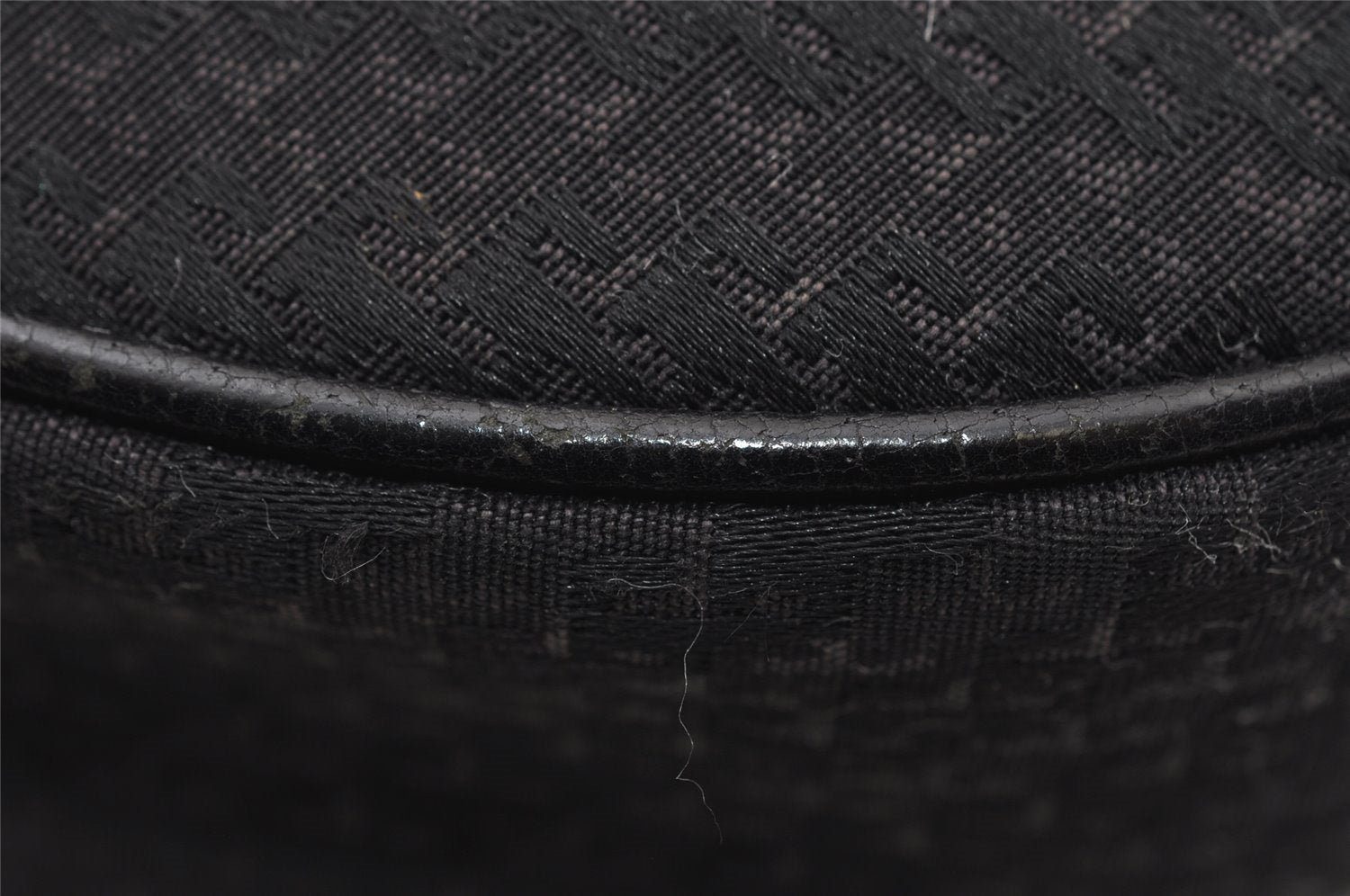 Authentic GUCCI Vintage Shoulder Cross Body Bag GG Canvas Leather Black 6960I