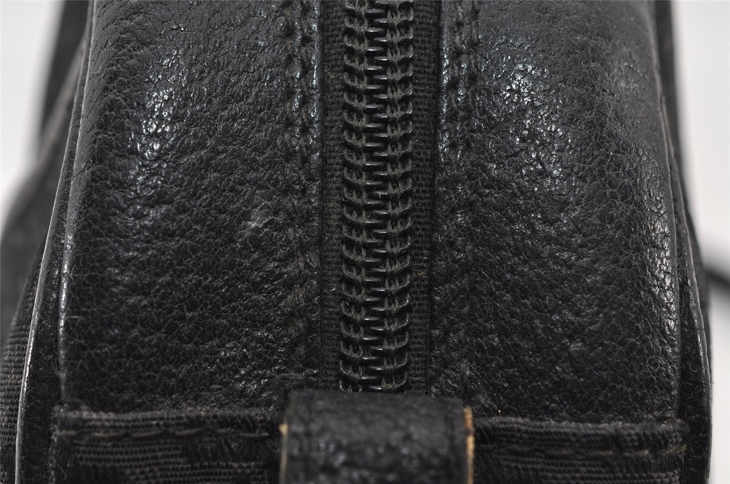 Authentic GUCCI Vintage Shoulder Cross Body Bag GG Canvas Leather Black 6960I