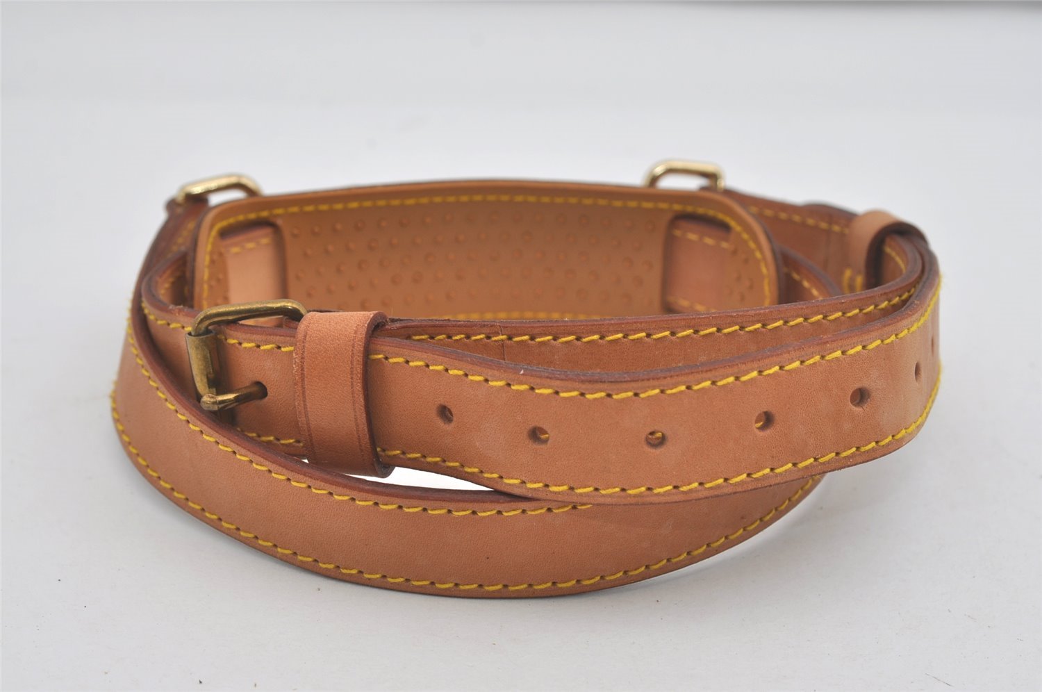 Authentic Louis Vuitton Leather Shoulder Strap Beige 36.2-43.3