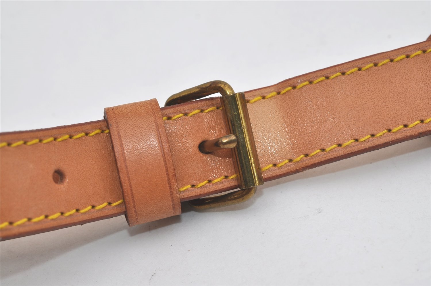 Authentic Louis Vuitton Leather Shoulder Strap Beige 36.2-43.3