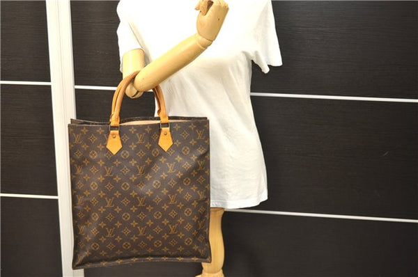 Authentic Louis Vuitton Monogram Sac Plat Hand Bag M51140 LV 6974D