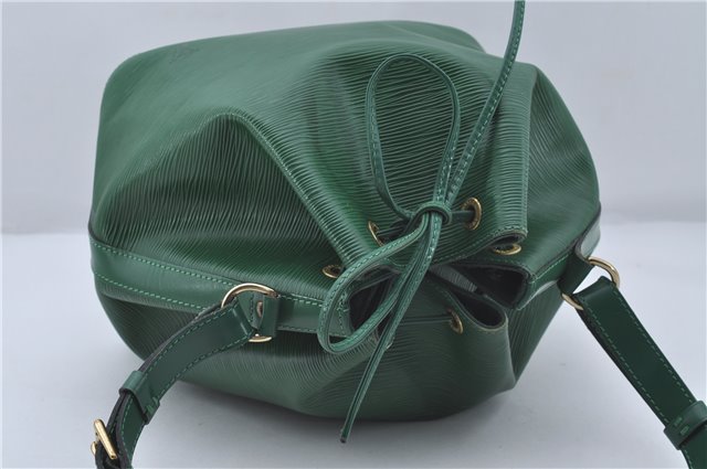 Authentic Louis Vuitton Epi Petit Noe Green Shoulder Bag M44104 LV 6976D