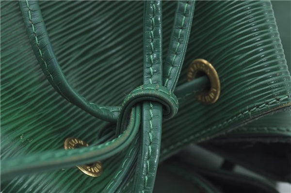 Authentic Louis Vuitton Epi Petit Noe Green Shoulder Bag M44104 LV 6976D