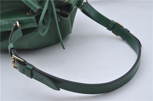 Authentic Louis Vuitton Epi Petit Noe Green Shoulder Bag M44104 LV 6976D