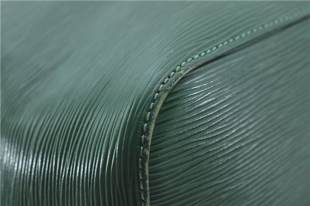 Authentic Louis Vuitton Epi Petit Noe Green Shoulder Bag M44104 LV 6976D