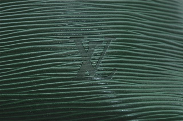 Authentic Louis Vuitton Epi Petit Noe Green Shoulder Bag M44104 LV 6976D