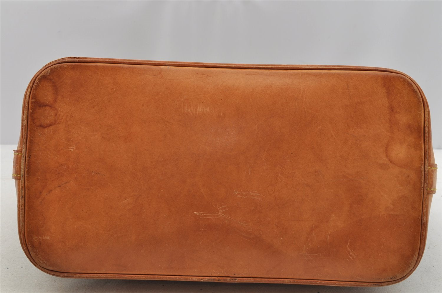 Authentic Louis Vuitton Monogram Alma Hand Bag Purse M51130 LV 6976I