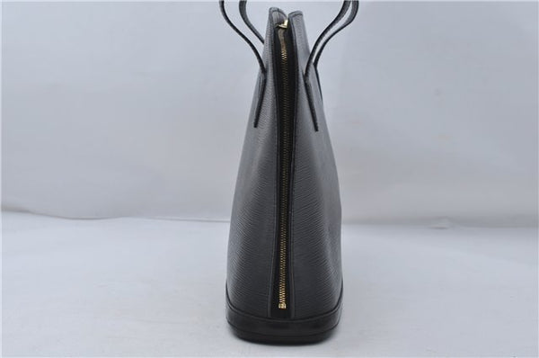 Authentic Louis Vuitton Epi Russac Shoulder Bag M52282 Black LV 6978D