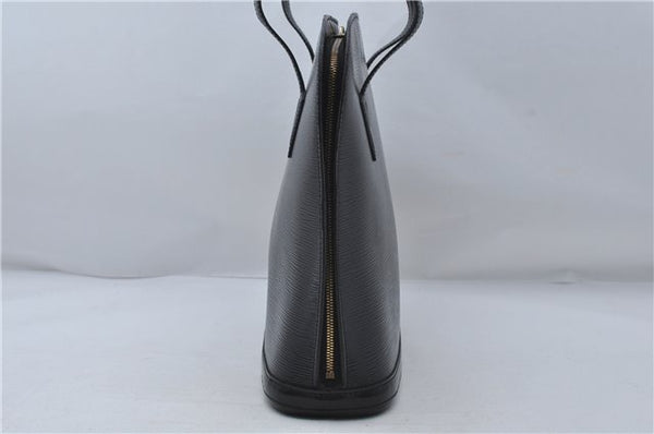 Authentic Louis Vuitton Epi Russac Shoulder Bag M52282 Black LV 6978D