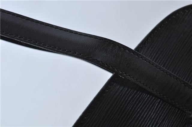 Authentic Louis Vuitton Epi Russac Shoulder Bag M52282 Black LV 6978D