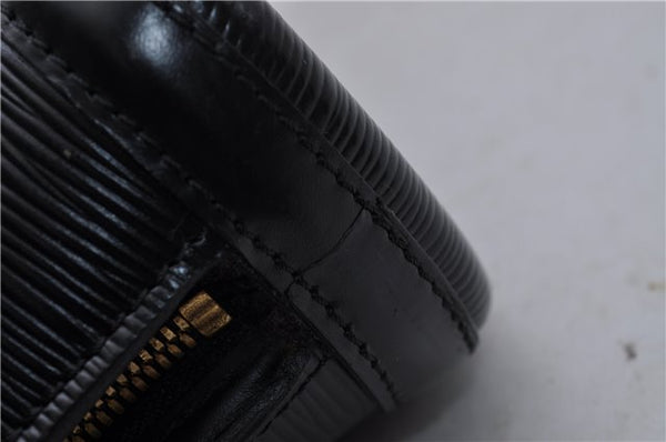 Authentic Louis Vuitton Epi Russac Shoulder Bag M52282 Black LV 6978D