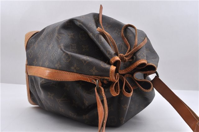 Authentic Louis Vuitton Monogram Noe Shoulder Bag M42224 LV 6988D