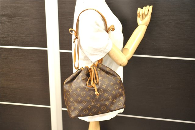 Authentic Louis Vuitton Monogram Petit Noe Shoulder Bag M42226 LV 6996D