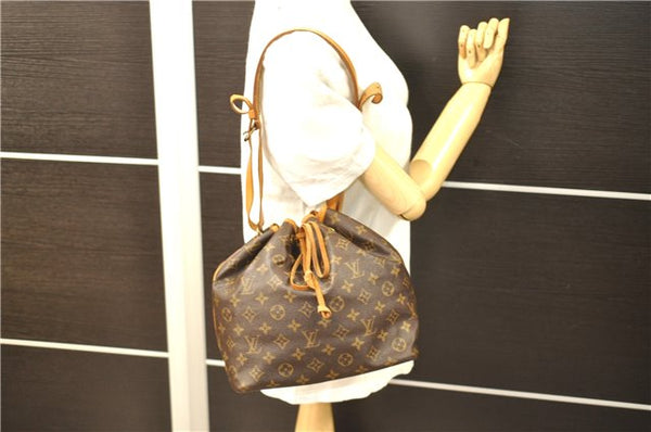 Authentic Louis Vuitton Monogram Petit Noe Shoulder Bag M42226 LV 6996D