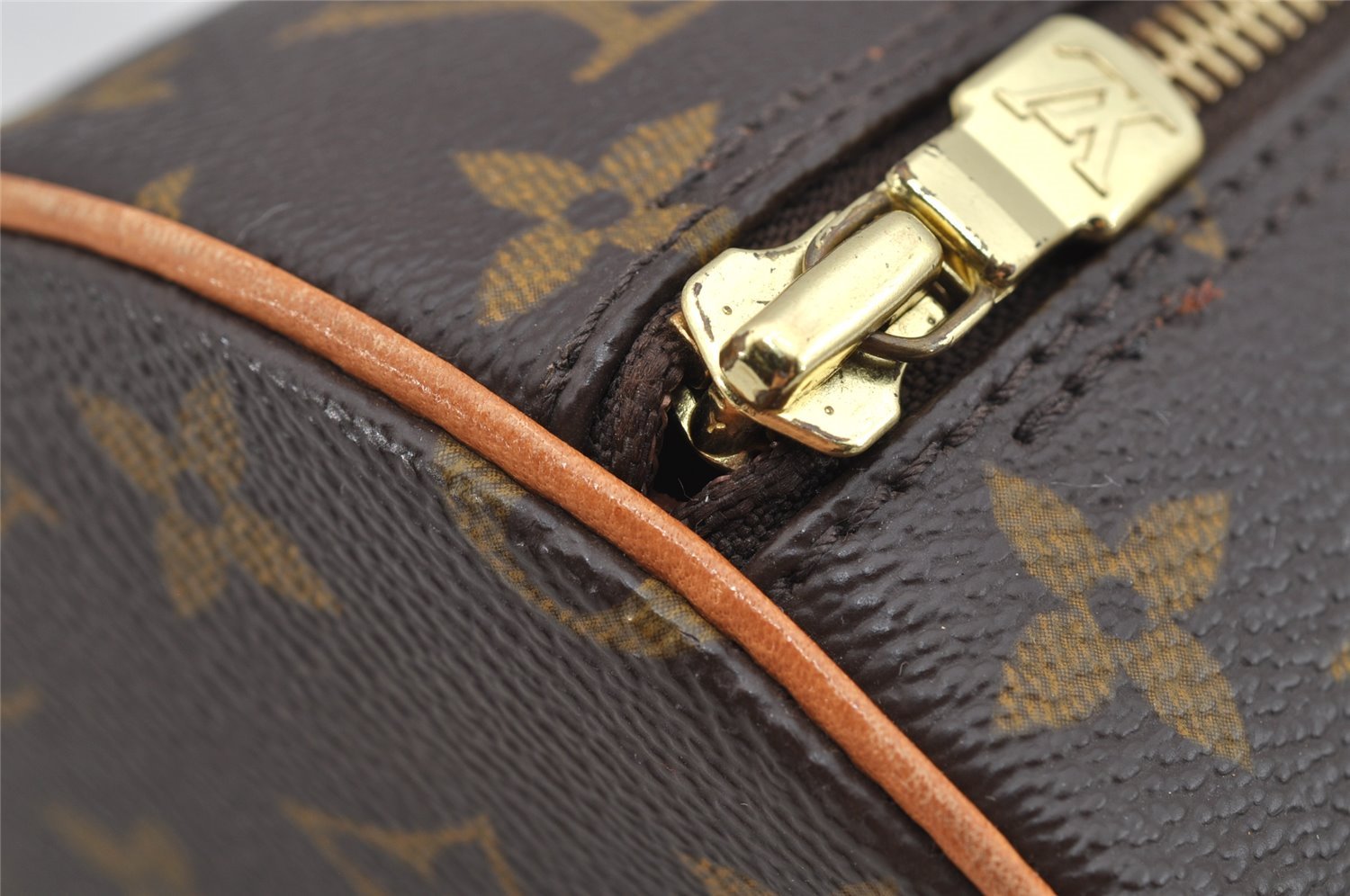 Authentic Louis Vuitton Monogram Papillon 30 Hand Bag M51385 LV 7017I