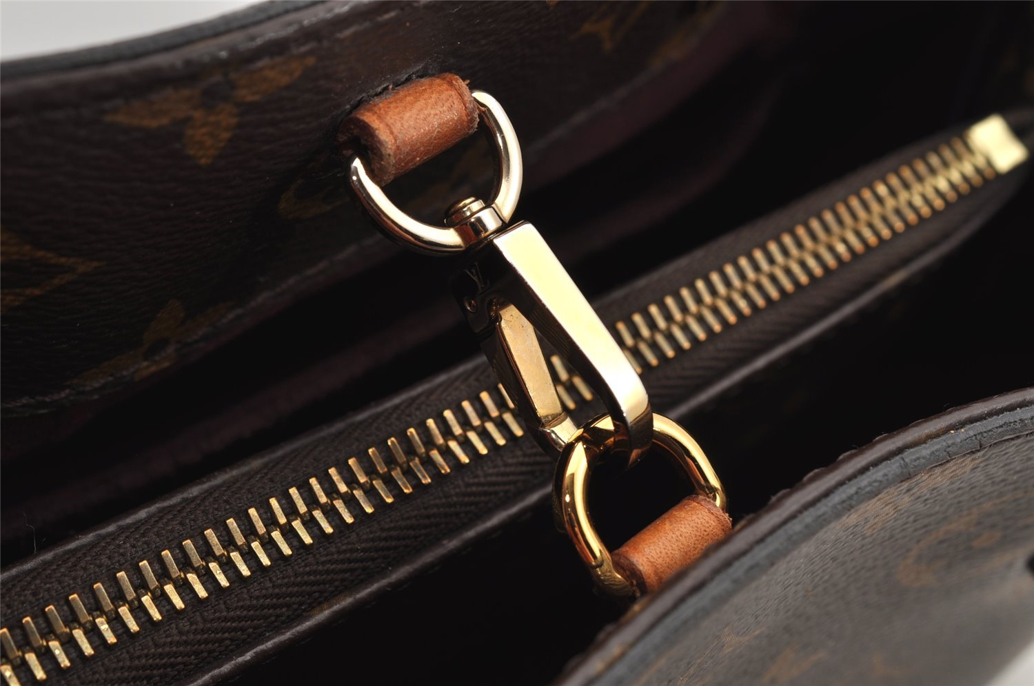 Authentic Louis Vuitton Monogram Montaigne GM 2Way Hand Bag M41055 LV 7031I