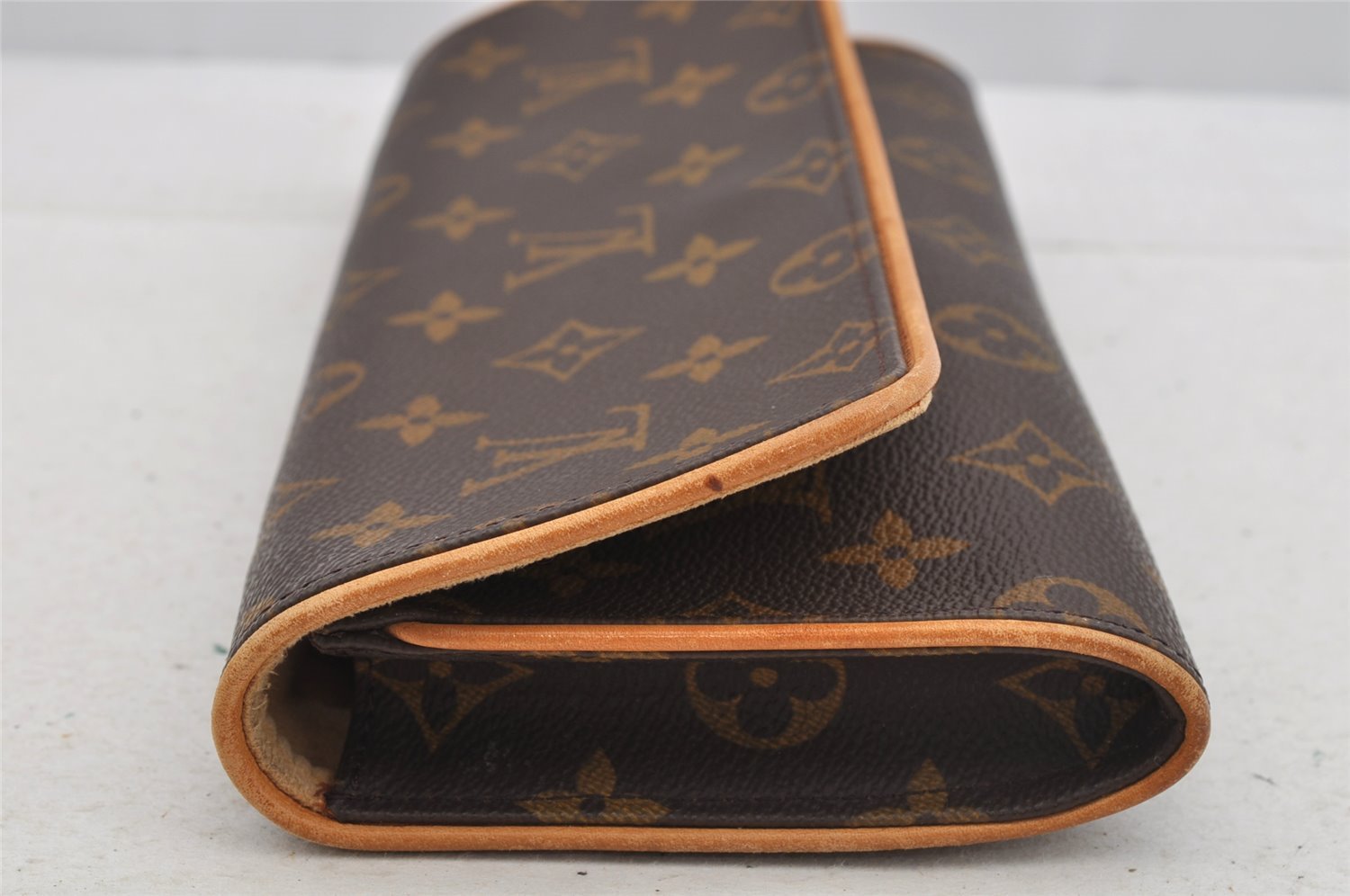 Authentic Louis Vuitton Monogram Pochette Twin GM Shoulder Bag M51852 LV 7036I