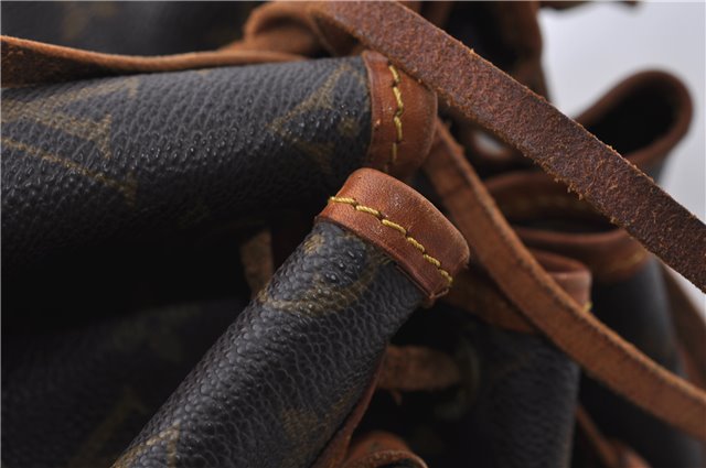 Authentic LOUIS VUITTON Monogram Noe Shoulder Bag M42224 LV 7042C