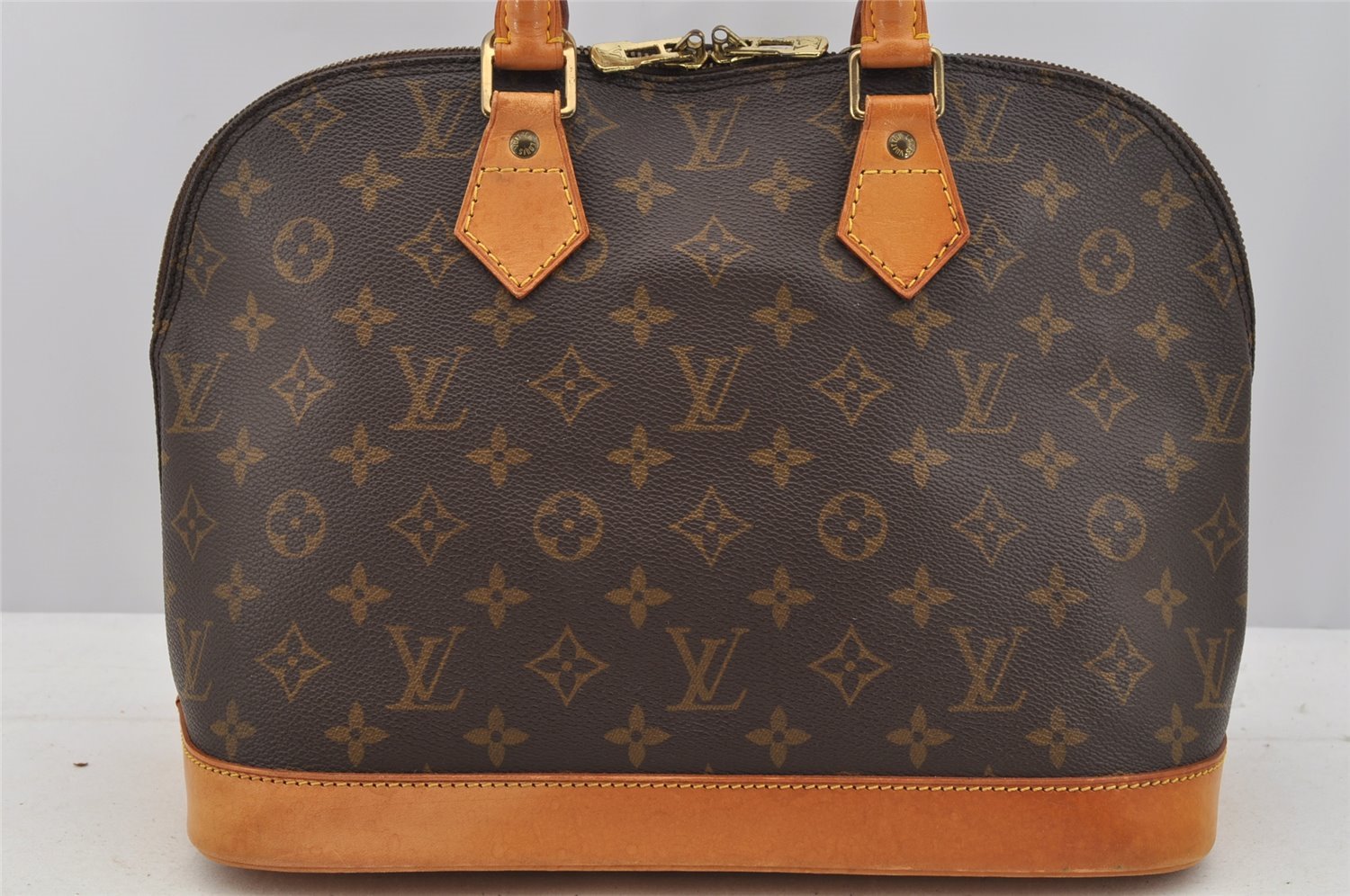 Authentic Louis Vuitton Monogram Alma Hand Bag Purse M51130 LV 7080I