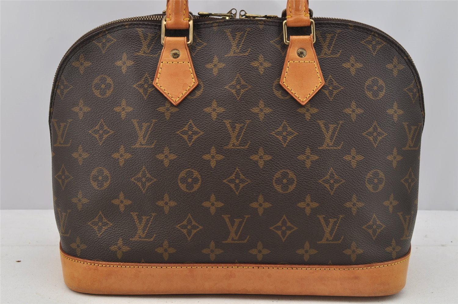 Authentic Louis Vuitton Monogram Alma Hand Bag Purse M51130 LV 7080I