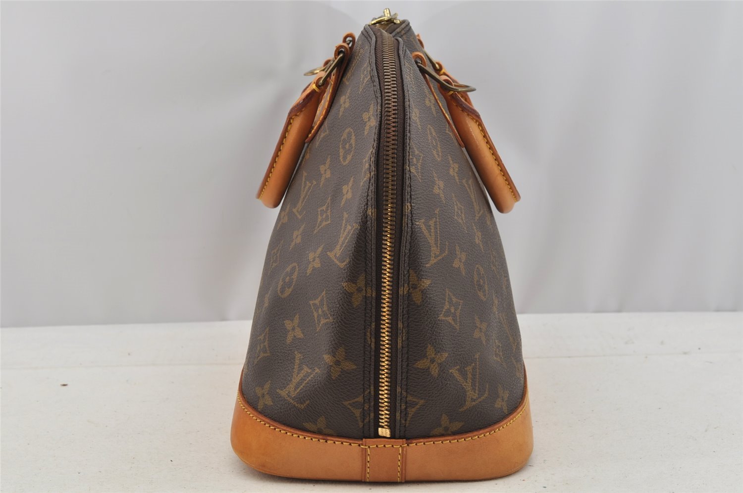 Authentic Louis Vuitton Monogram Alma Hand Bag Purse M51130 LV 7080I