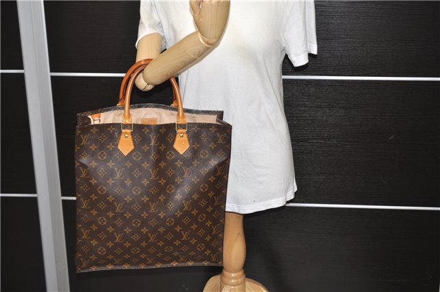 Authentic LOUIS VUITTON Monogram Sac Plat Hand Bag M51140 LV Junk 7086C