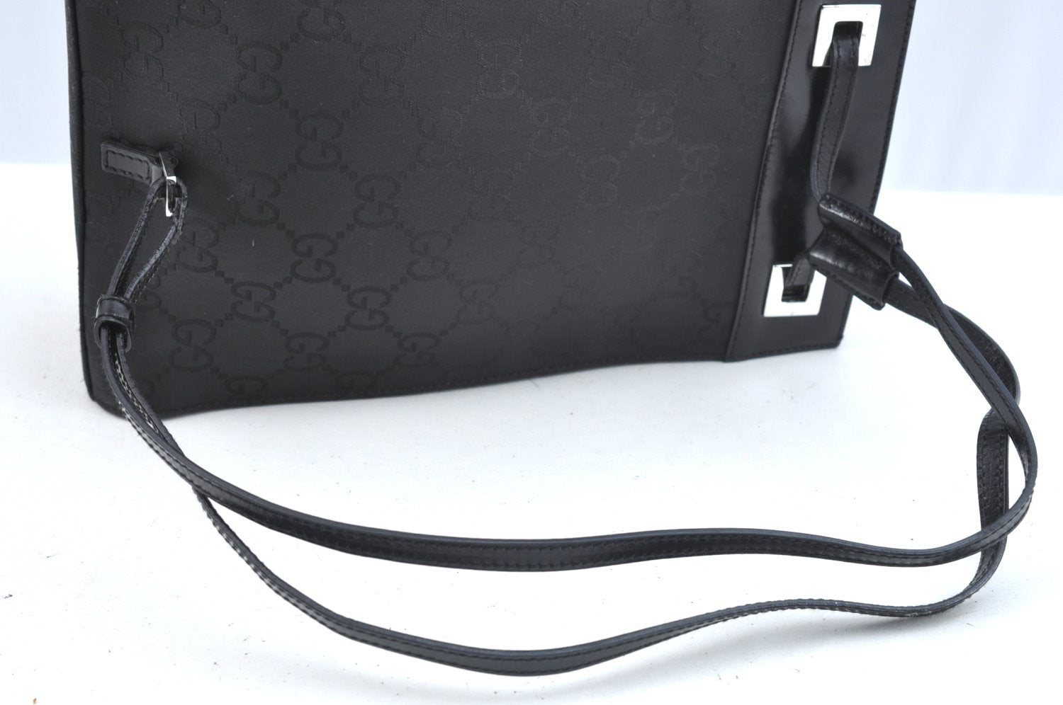 Authentic GUCCI Vintage Shoulder Bag Purse GG Nylon Leather Black Junk 7101G