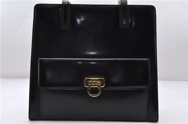 Authentic Ferragamo Gancini Leather Shoulder Bag Black White Junk 7107C