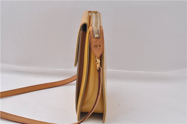 Auth Louis Vuitton Monogram Vernis Mott Shoulder Cross Bag M91136 Yellow 7121D