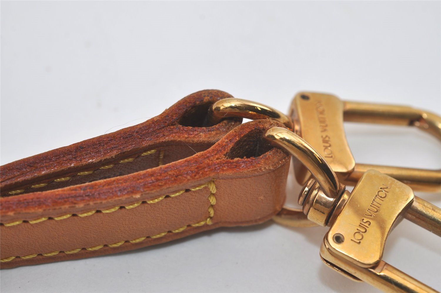 Authentic Louis Vuitton Leather Shoulder Strap Beige 39