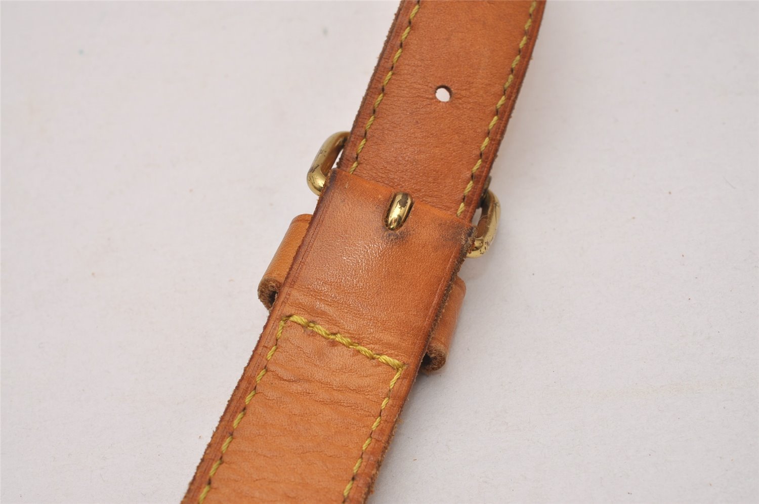 Authentic Louis Vuitton Leather Shoulder Strap Beige 40.2-47.2