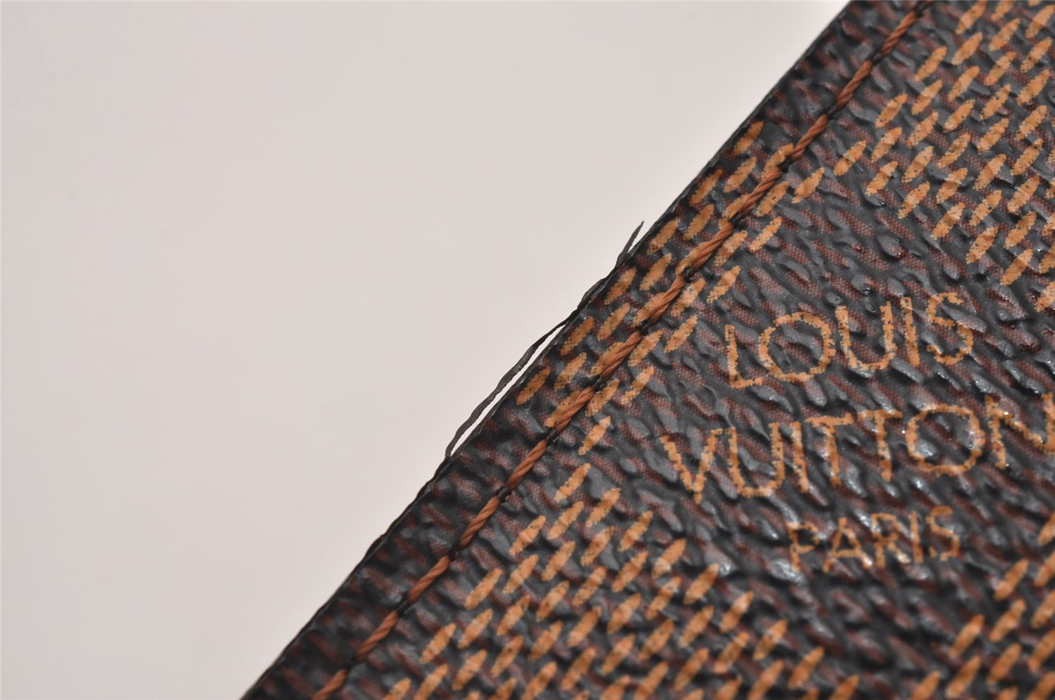 Authentic Louis Vuitton Damier Agenda Poche Notebook Cover R20703 LV 7134I