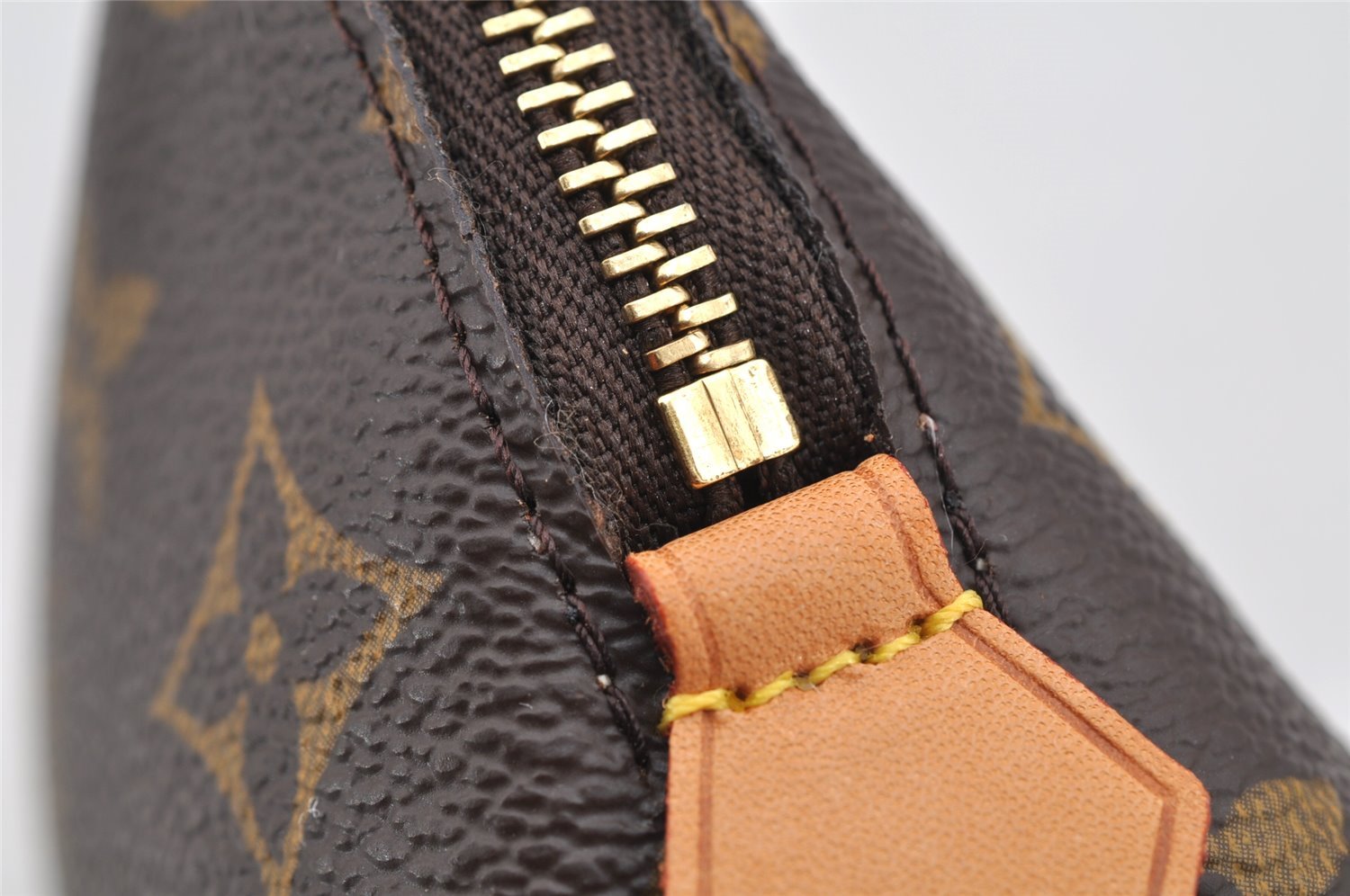 Authentic Louis Vuitton Monogram Pochette Cosmetic Pouch M47515 LV 7143I