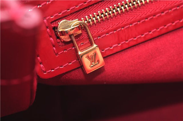 Authentic Louis Vuitton Vernis Wilshire PM Hand Bag Red M93642 LV 7152E