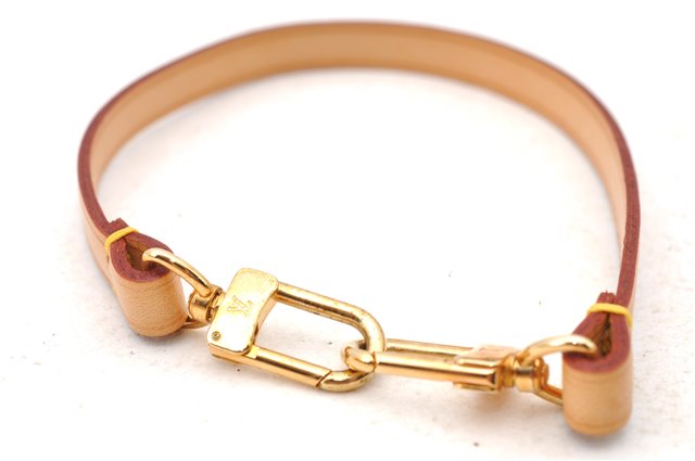 Authentic LOUIS VUITTON Vernis Lexington Hand Bag Pouch Yellow M91010 LV 7154C