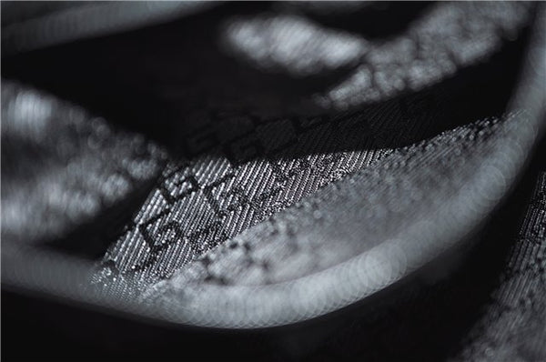 Authentic GUCCI Vintage Hand Bag Purse Enamel Black 7163E