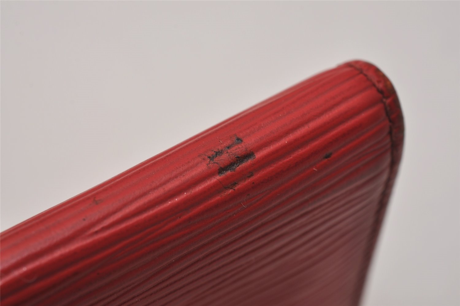 Authentic Louis Vuitton Epi Multicles 6 Key Case Red M63817 LV 7164I