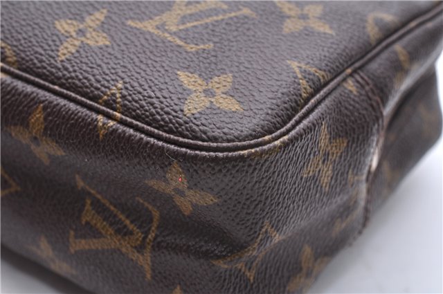 Auth Louis Vuitton Monogram Trousse Toilette 23 Clutch Hand Bag M47524 LV 7180E