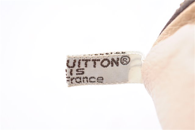 Auth Louis Vuitton Monogram Trousse Toilette 23 Clutch Hand Bag M47524 LV 7180E