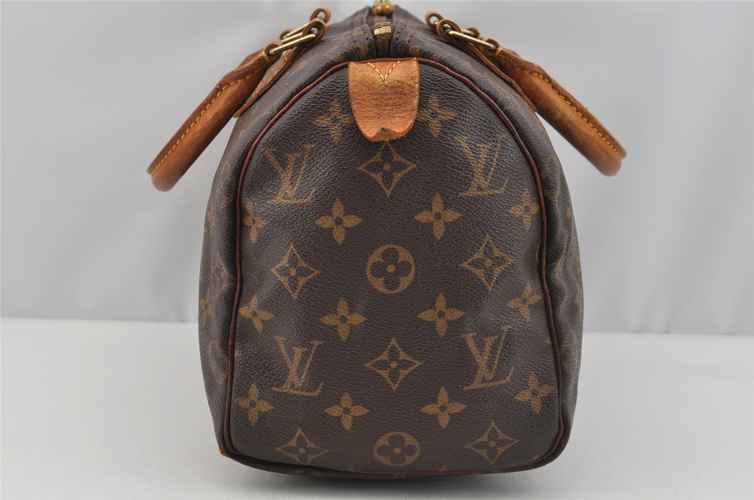 Authentic Louis Vuitton Monogram Speedy 25 Boston Hand Bag M41528 LV 7187I