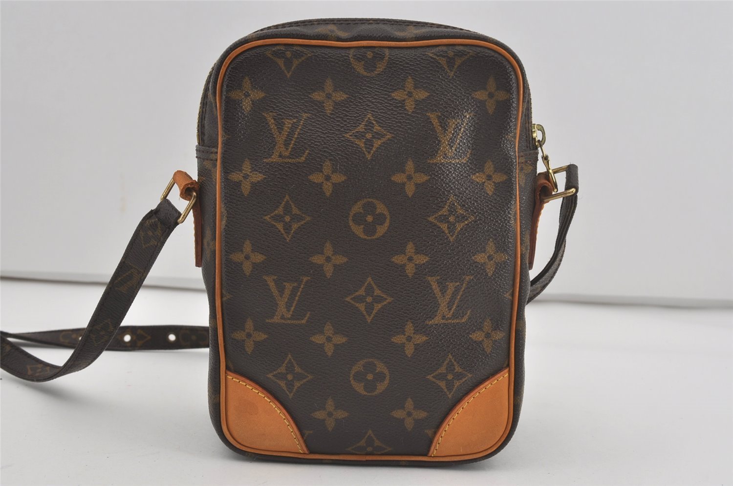 Authentic Louis Vuitton Monogram Amazone Shoulder Cross Body Bag M45236 LV 7200I